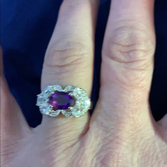 Amethyst and Diamond ring - Picture 2 of 2